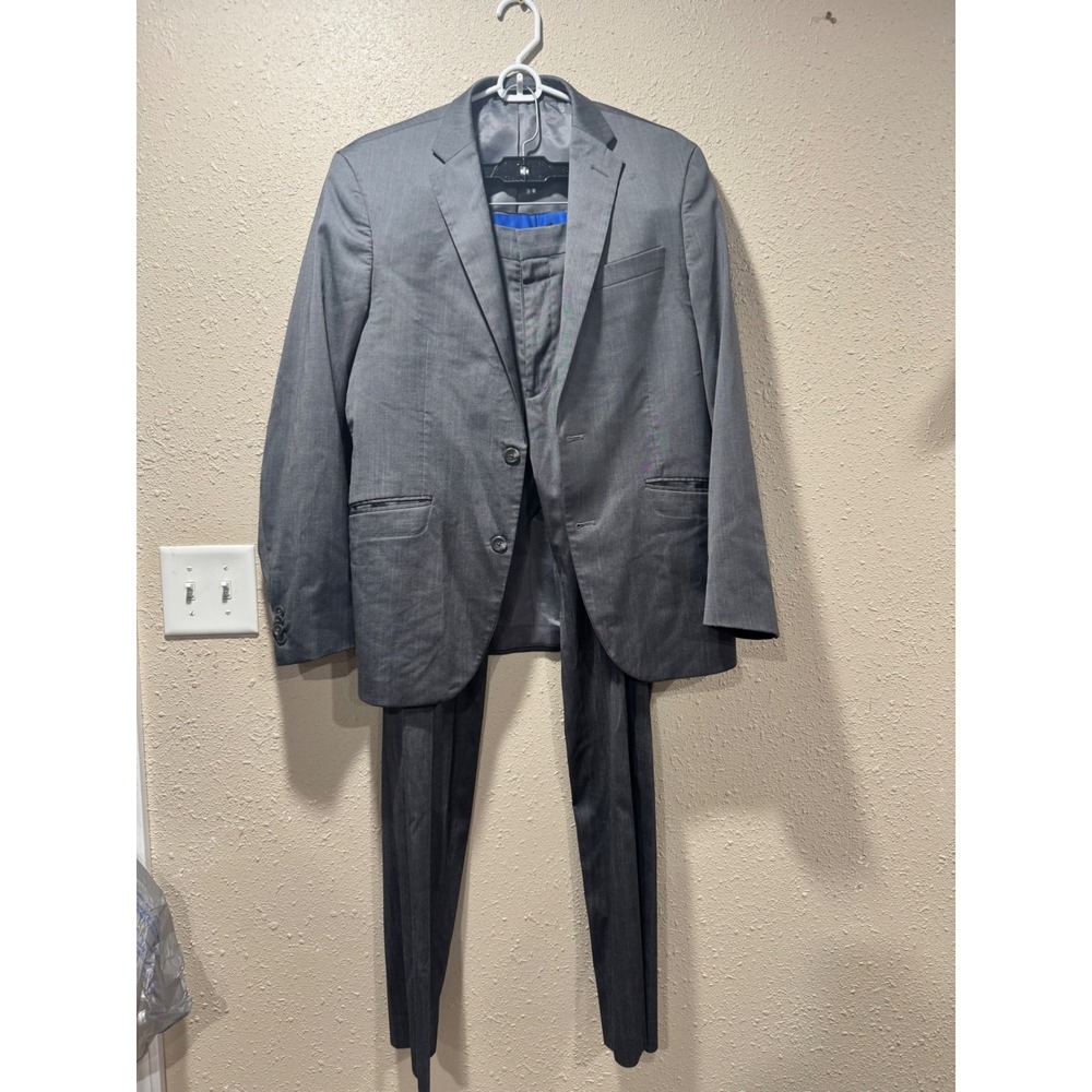 Kenneth Cole Reaction Mens Suit Charcoal Gray 2-Piece 40R 32W 34L Techni-Cole